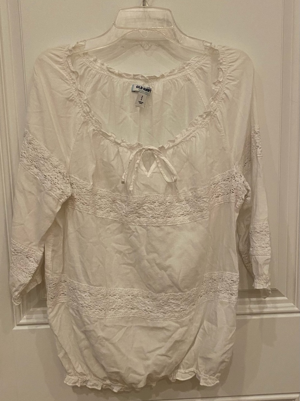Old Navy White Lace-Trim Peasant Tunic